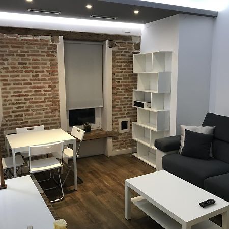 Airva: Apartamento Duque De La Victoria Valladolid Kültér fotó